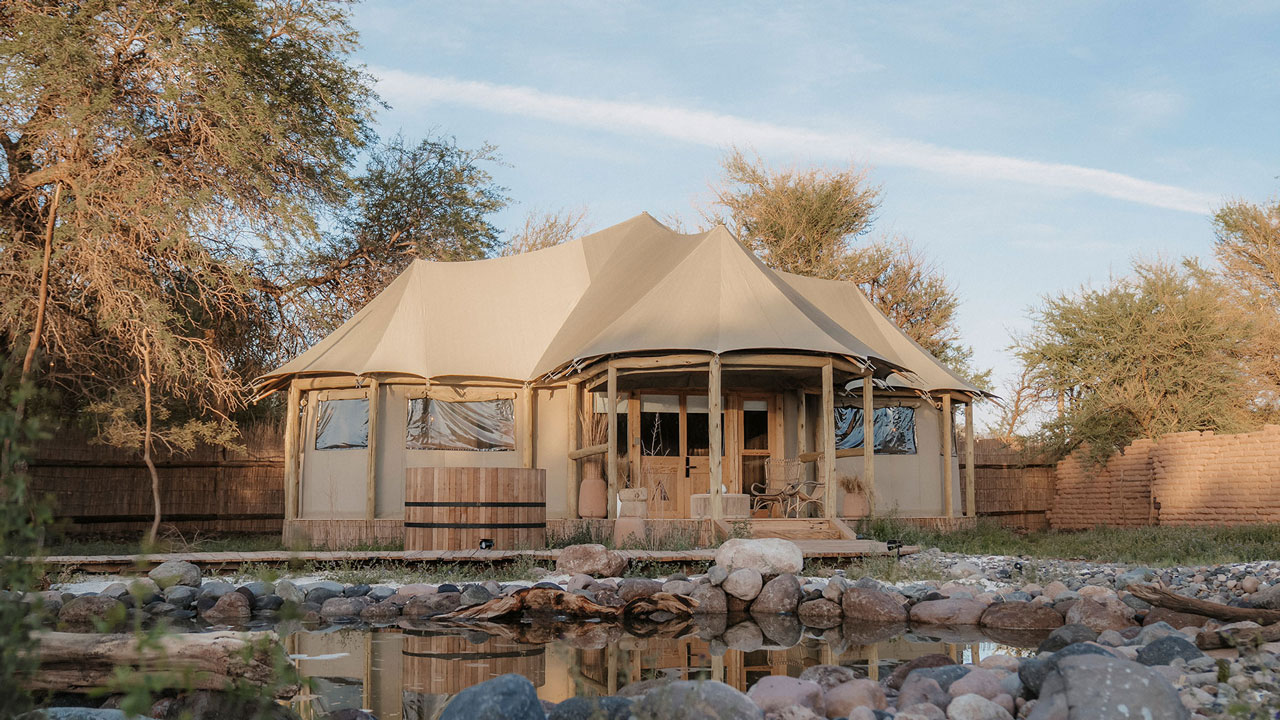 UNAI Atacama Hero Background